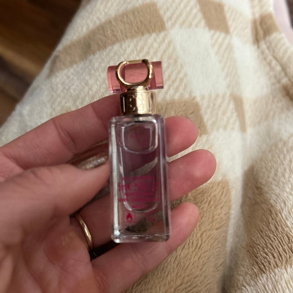Escada Joyful EDP Splash Travel Size 0.16oz /5ml - Picture 2 of 3